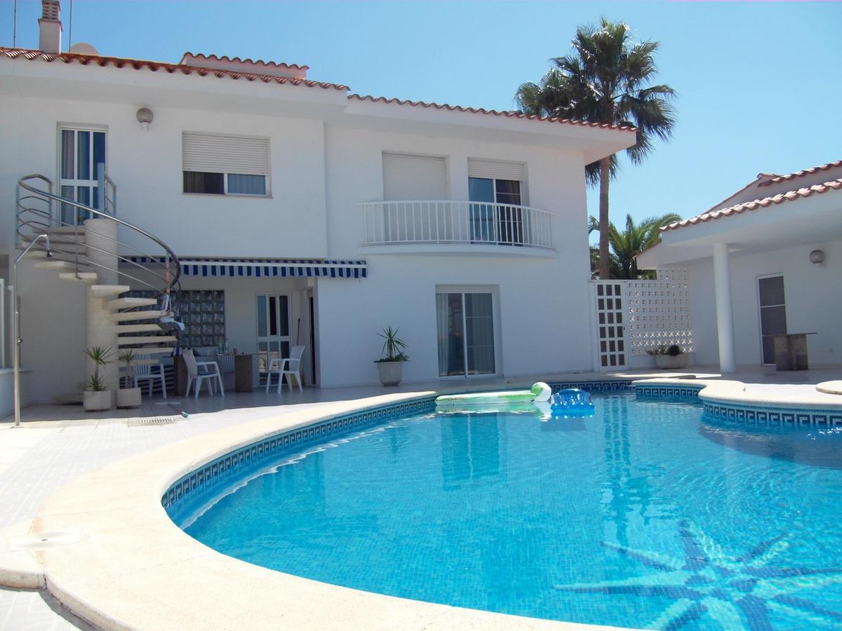 Apartment Los Eucaliptus L'Eucaliptus ภายนอก รูปภาพ
